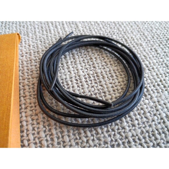 LOUIS VUITTON Authentic Black round 33.5” Shoelaces replacement | MINT - Picture 2 of 3